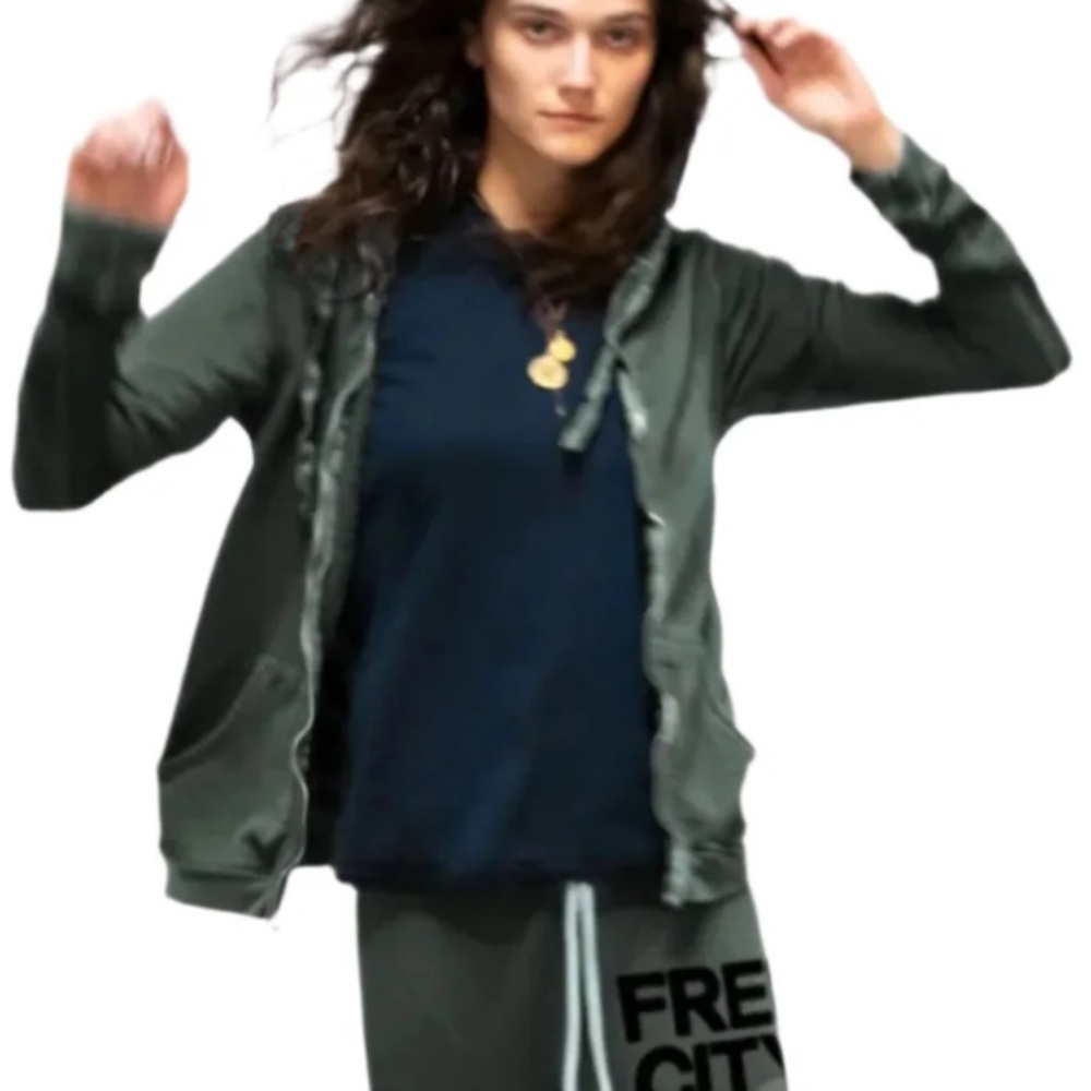 NWT FREECITY Women Superfluff Lux Zip Hoodie Bush Size 0